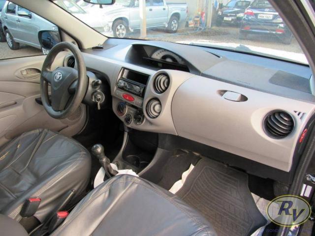 ETIOS 2013/2013 1.5 X SEDAN 16V FLEX 4P MANUAL - Foto 5