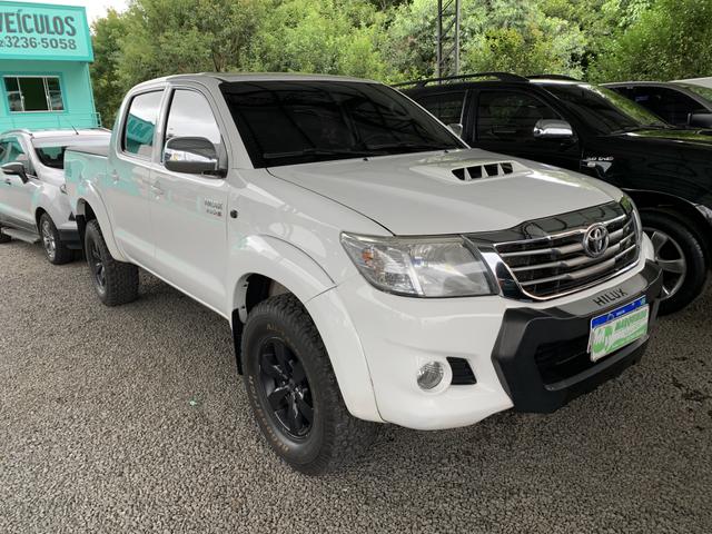 Toyota Hilux automática