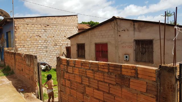 Casa nova republica (beira do asfalto) - Foto 2