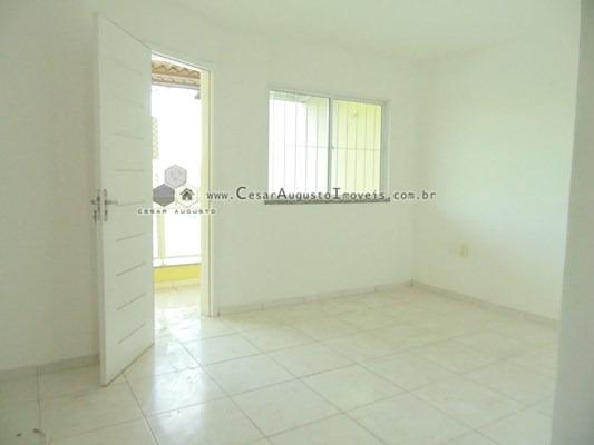Excelente casa duplex solta com 03 suítes na Lagoa Redonda - Foto 16