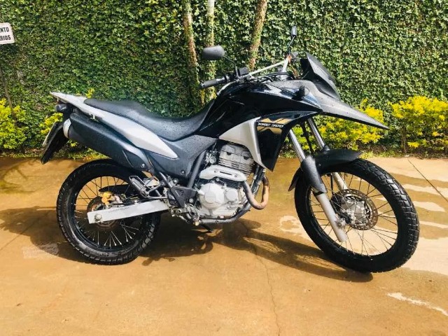 HONDA XRE 300 2015- FEIRÃO ÚNICO
