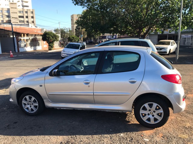 PEUGEOT 207 2011 1.4 FLEX COMPLETINHO