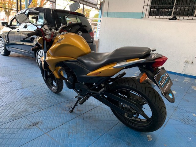 HONDA CB 300