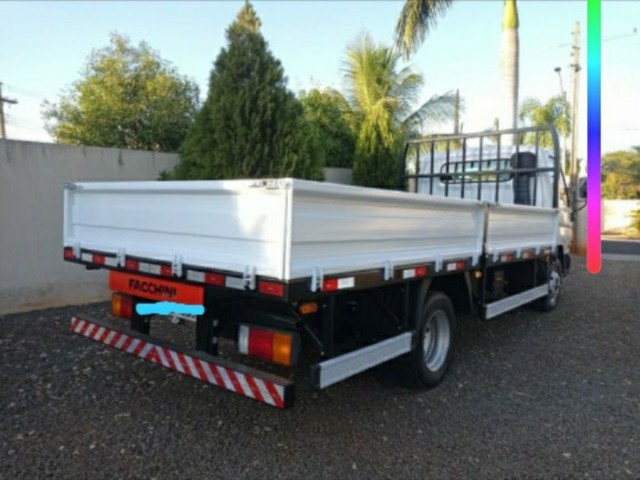 CAMINHÃO HD78