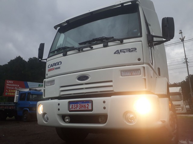 FORD CARGO 4532 TRUCK EIXO ESPAÇADO 2010