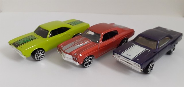 Hot Wheels Chevelle SS Roadrunner Lote 3 miniaturas 