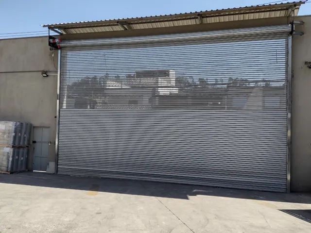 Portão manual de enrolar - Porta de aço automatica - Foto 4