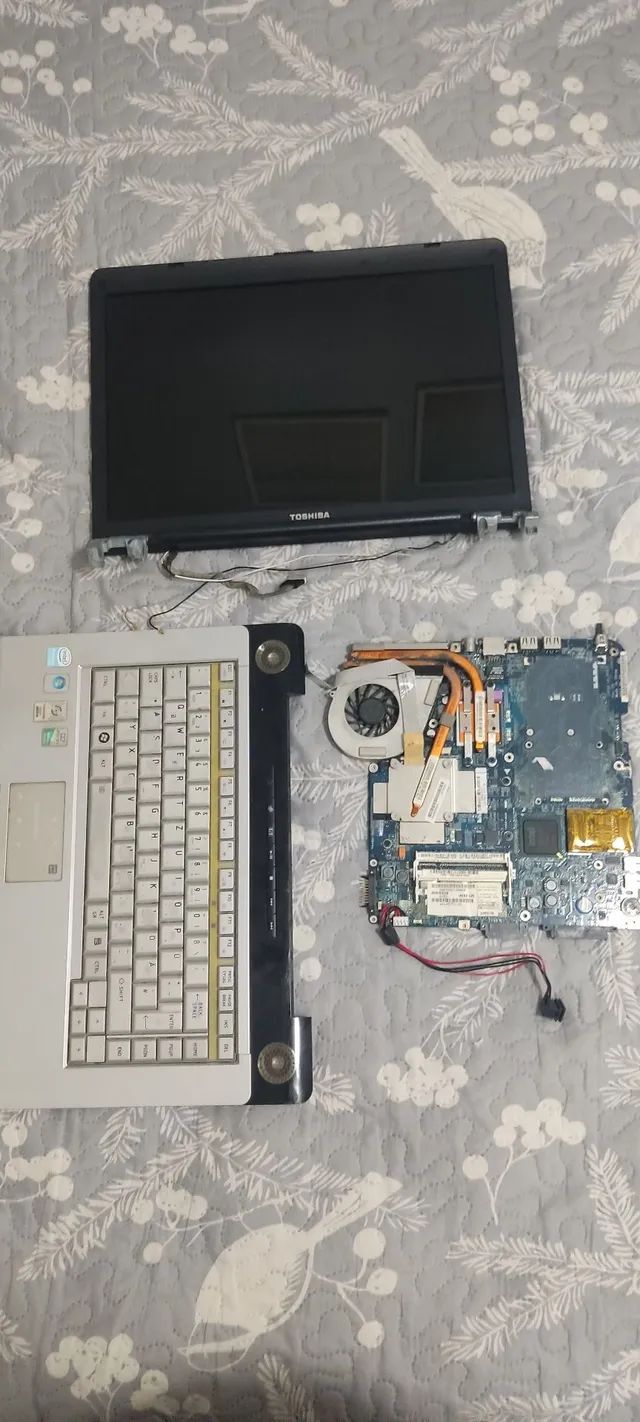Peças de Notebook Satélite A200-1QU