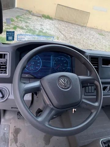 VW 6-160, Ano 2023, Equipado c/ Baú, c/ 608 km Rodados - Foto 11