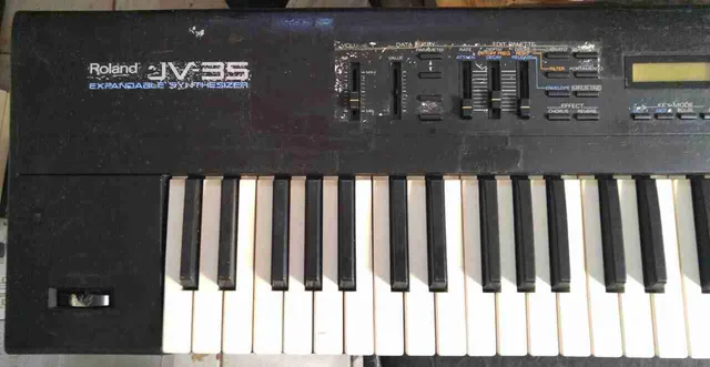 Placa mãe Roland JV35