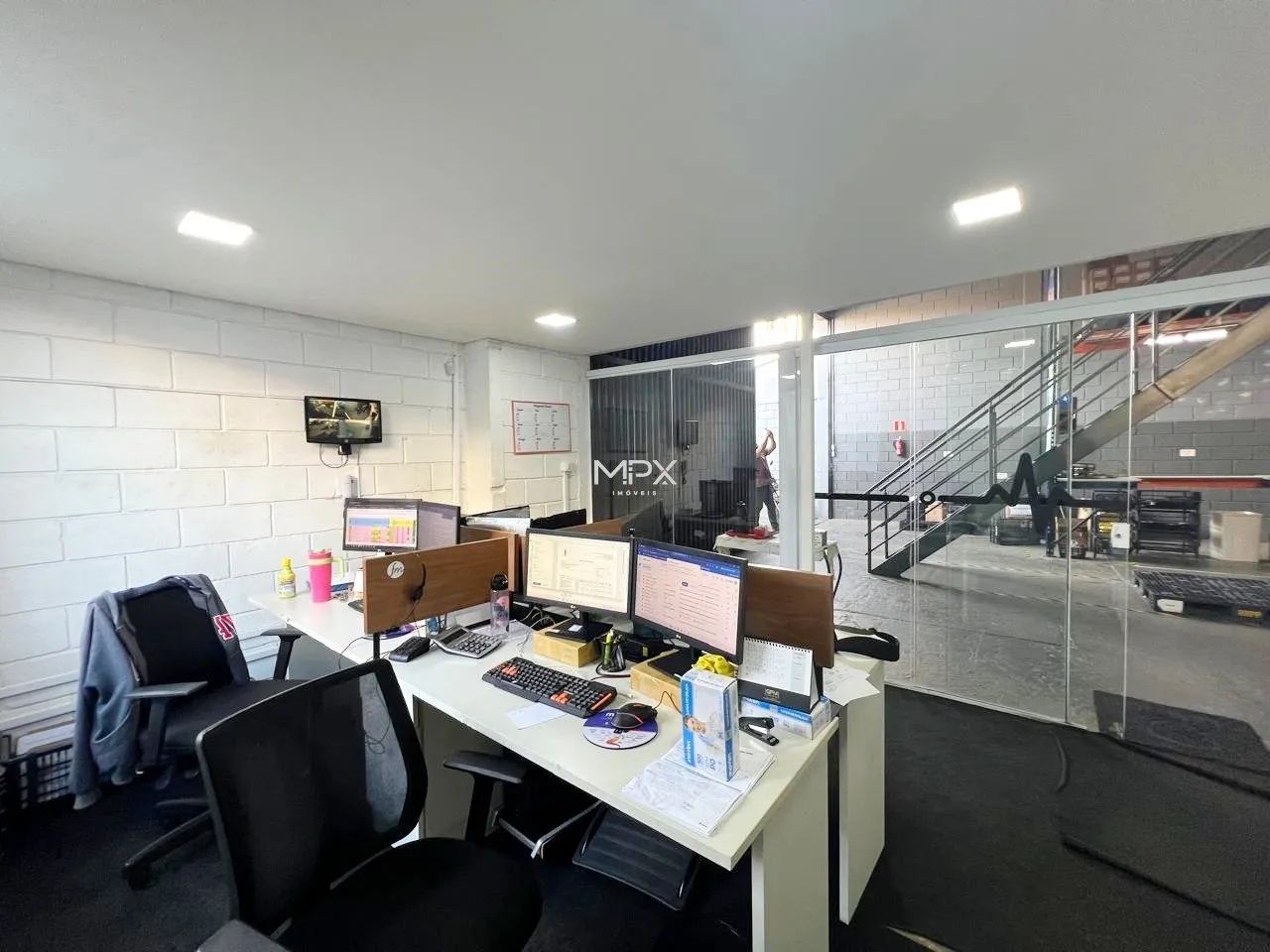 Galpão a venda no bairro Alto da Pompéia - Foto 2