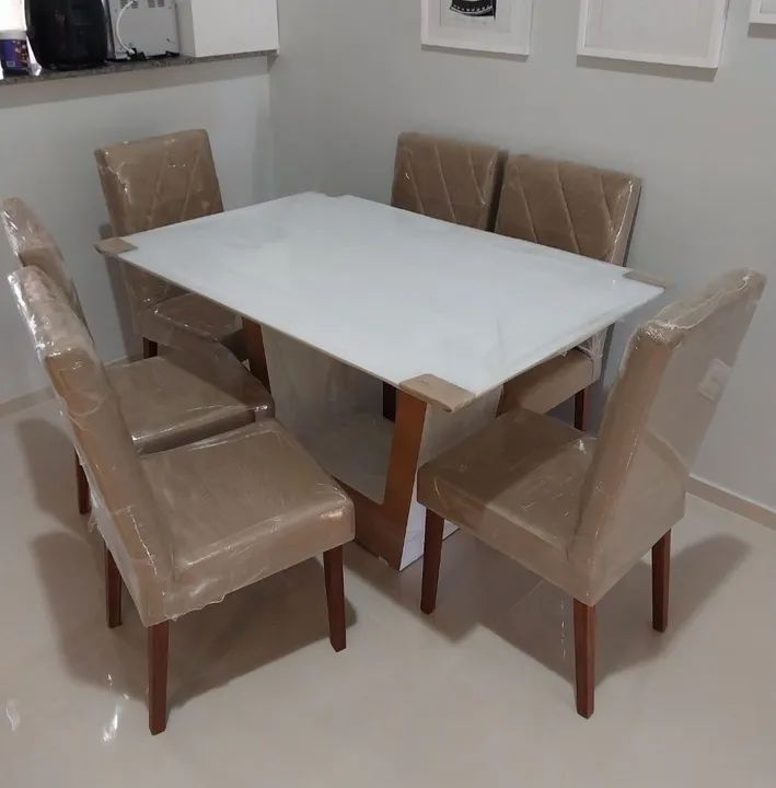 Conjunto Mesa Laqueada com 6 Cadeiras P.R.O.M.O.Ç.Ã.O (Nova) 135x90 - Foto 2