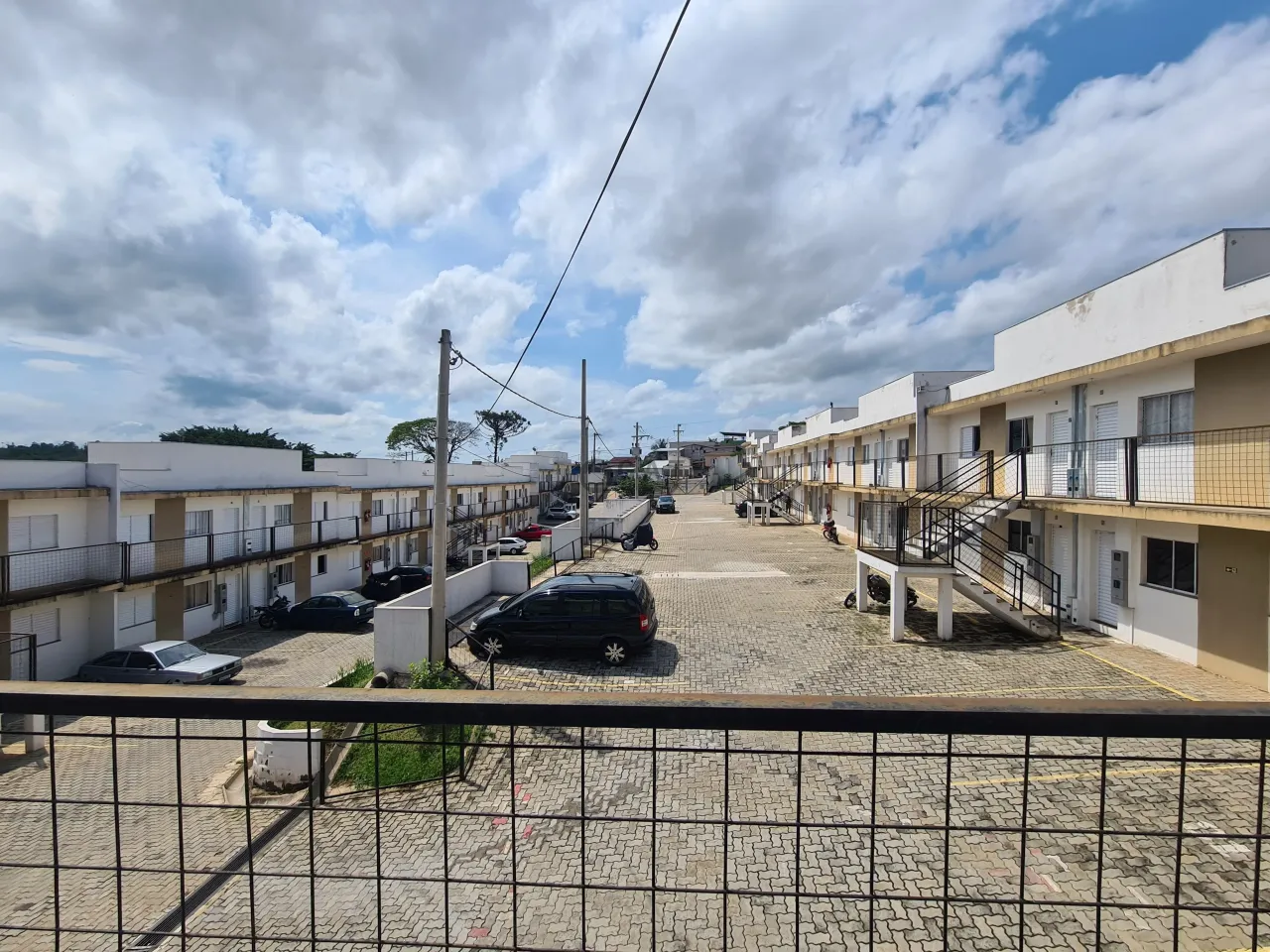 CASA EM CONDOMÍNIO À VENDA NO CONDOMÍNIO BELLA VILLE - SOROCABA/SP