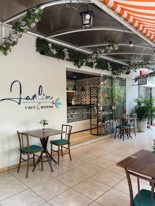 Vende-se Café e Bistrô Completo - Equipamentos, Utensílios e Ótima Localização! - Foto 6