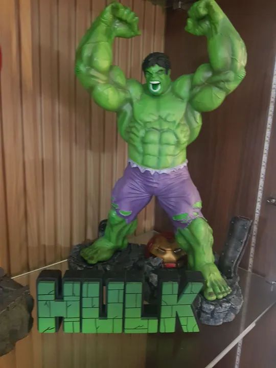 Estátua do Hulk 45cm de altura Marvel - Foto 2