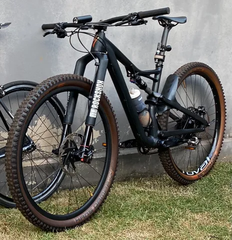 Primeiras Impressões  Suspensão Invertida RockShox RS-1 - AB Bike &  Fitness - Lages SC