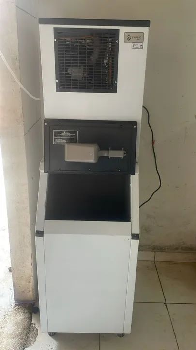 Maquina de Gelo 75/70 Kg - Foto 2