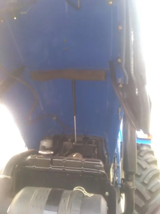 Trator  - Foto 5