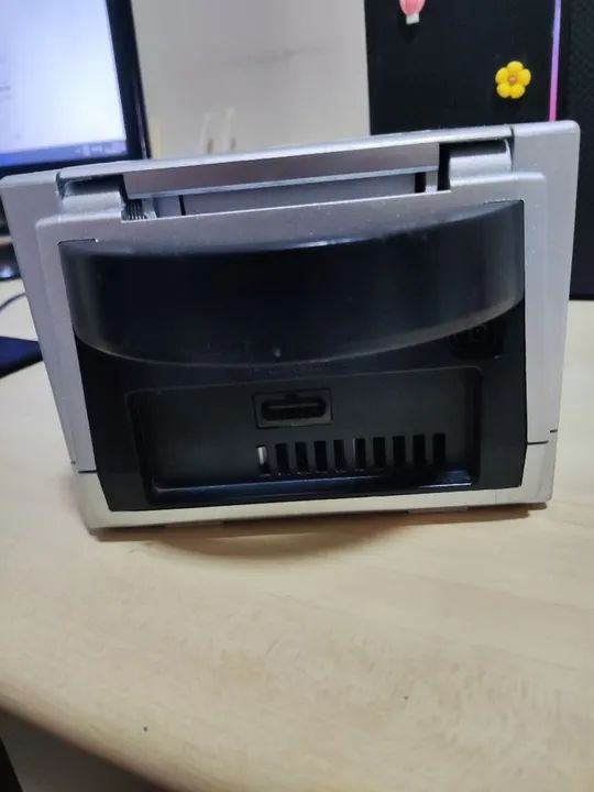 Nintendo Game Cube modelo 101<br>Está sem controle<br>Modelo 101 USA - Foto 3