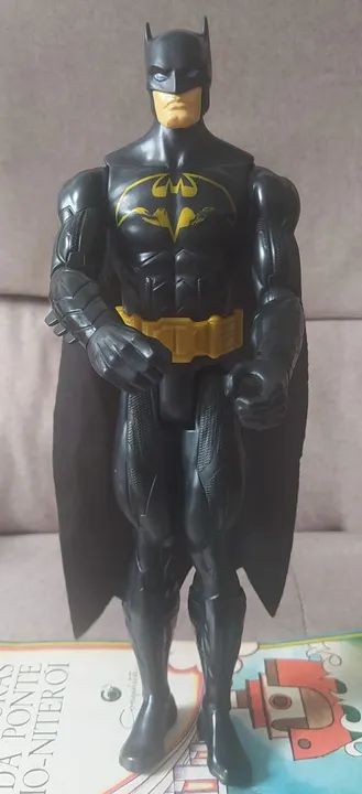 Boneco Batman Vintage com capa em Feltro - 30 cm.