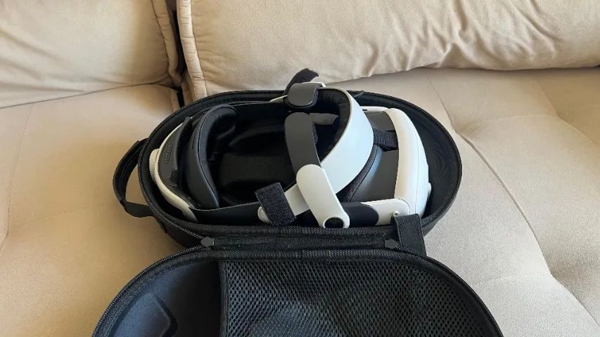 META QUEST 3 128gb + BOBOVR M3 PRO + BATERIA ADICIONAL + CASE PARA TRANSPORTE - Foto 5