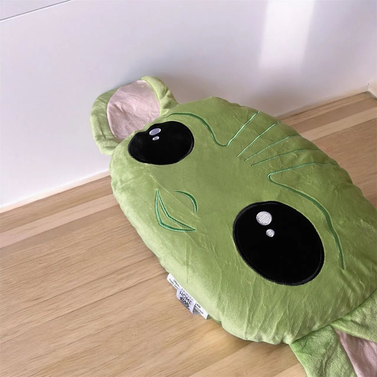 Almofada Baby Yoda - Foto 3