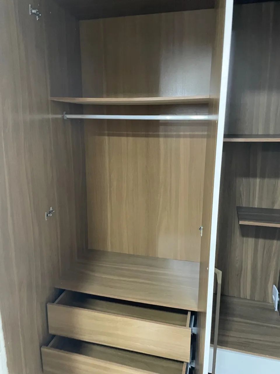 Guarda-Roupa Moderno e Funcional - Foto 4
