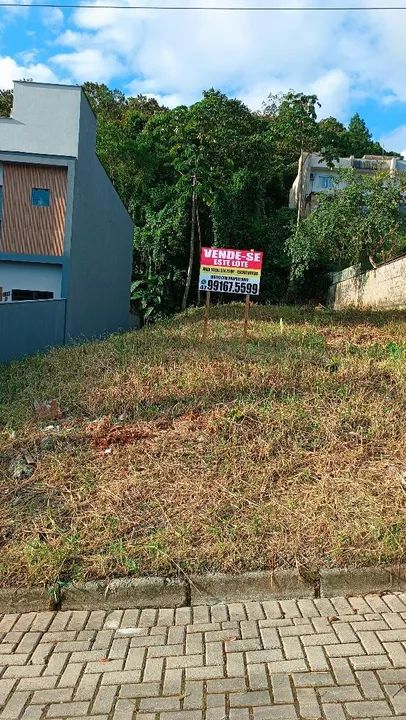 Lindo Terreno à venda no bairro Nova Brasília com área total 374,79 m2