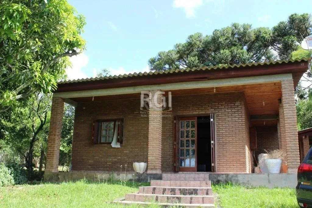 Sítio para Venda - 100m², 3 dormitórios, 9 vagas - Pinheiro