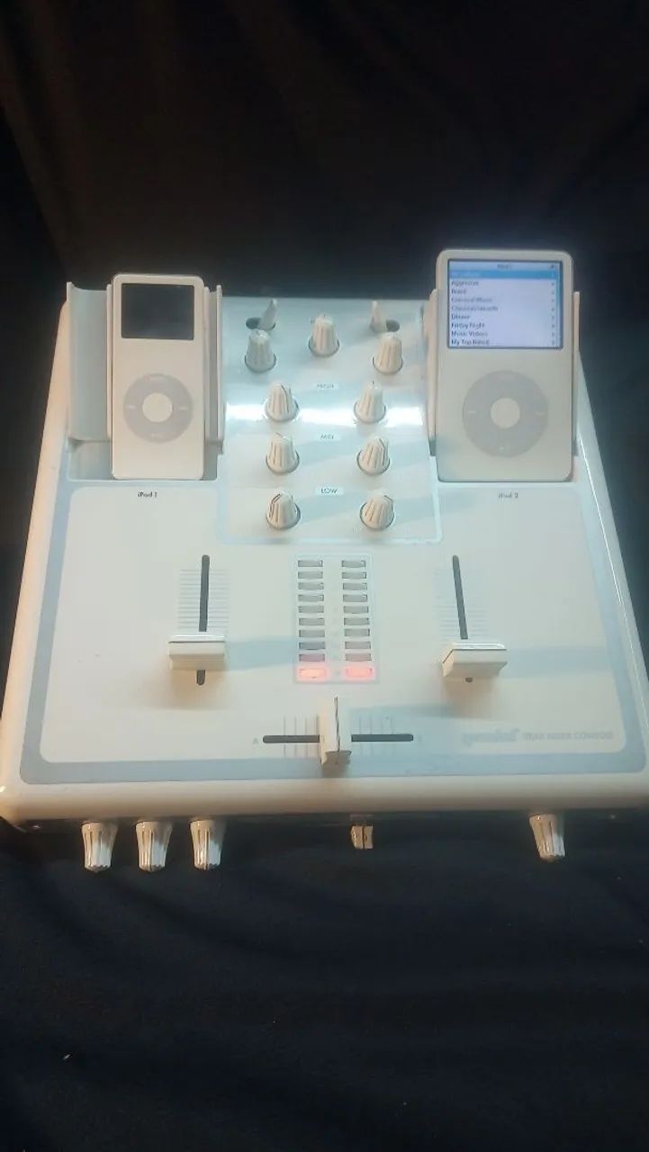 Gemini Itrax Mixer console