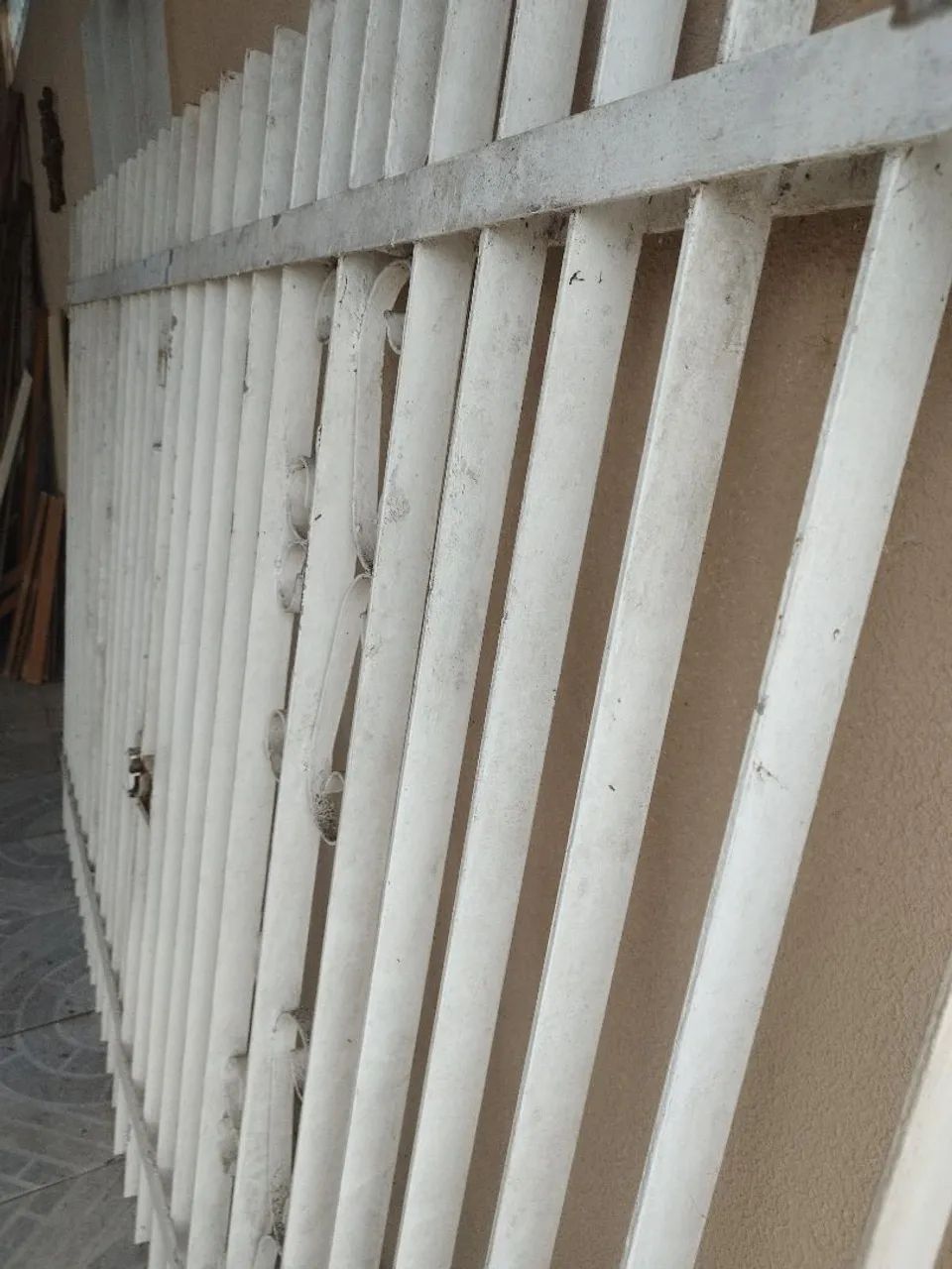 Iron gate for garage64363474992899122