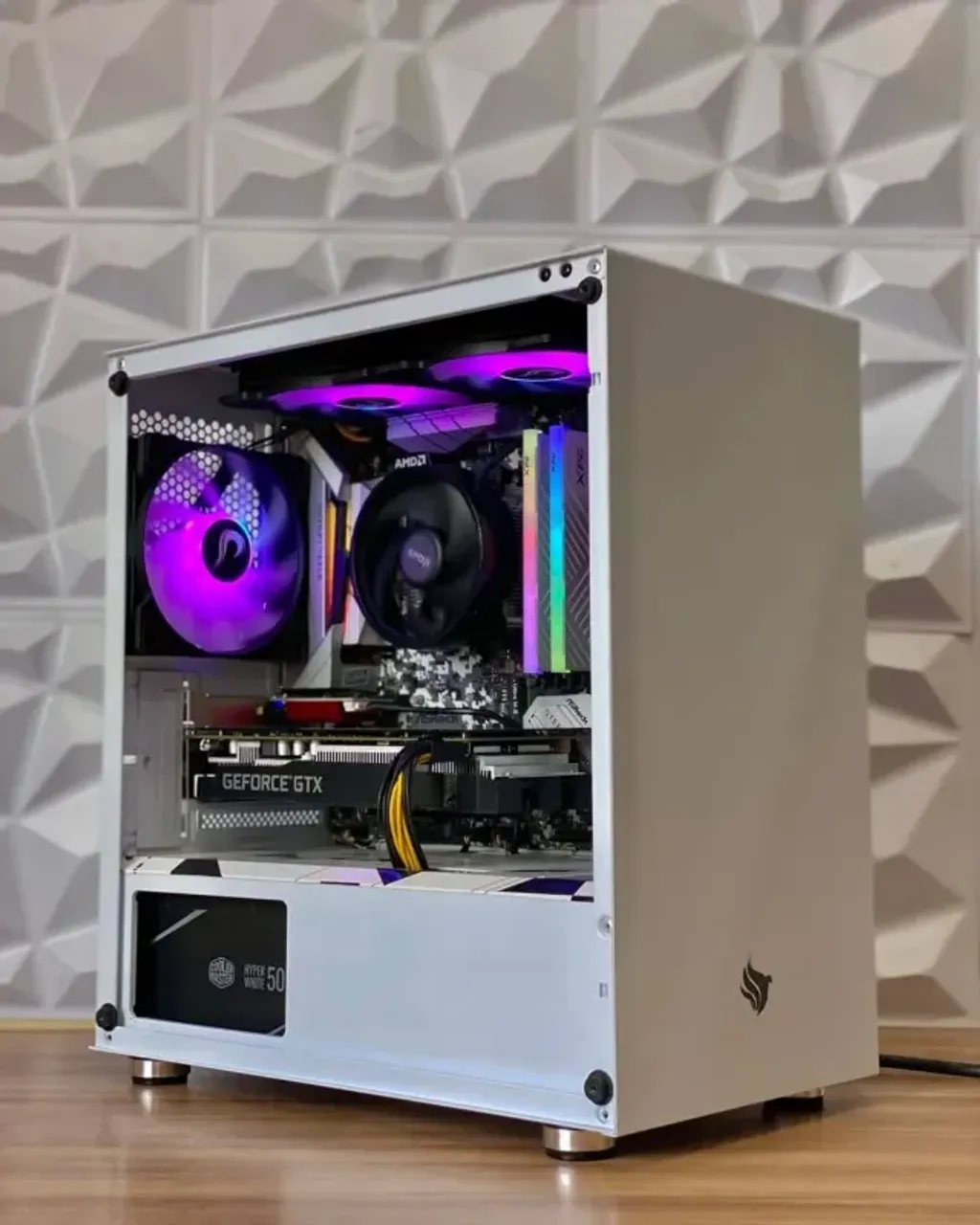 ゲーミングPC/Ryzen5 3600/500GB/GTX1660Super PC Gamer Ryzen 5 3600, GTX 1660 Super 6GB, 16GB RAM, SSD 240GB +