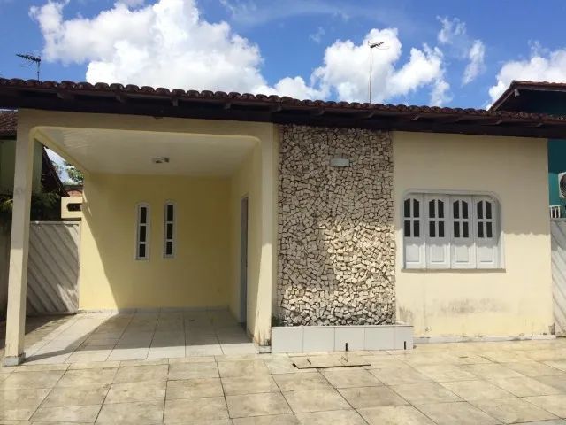 Casa confortável de 3/4 sendo 1 suite no Condominio Meu Sonho 2! Apta a financiamento