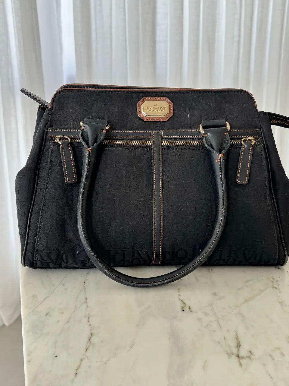 Bolsa Victor Hugo em ótimo estado - Foto 2
