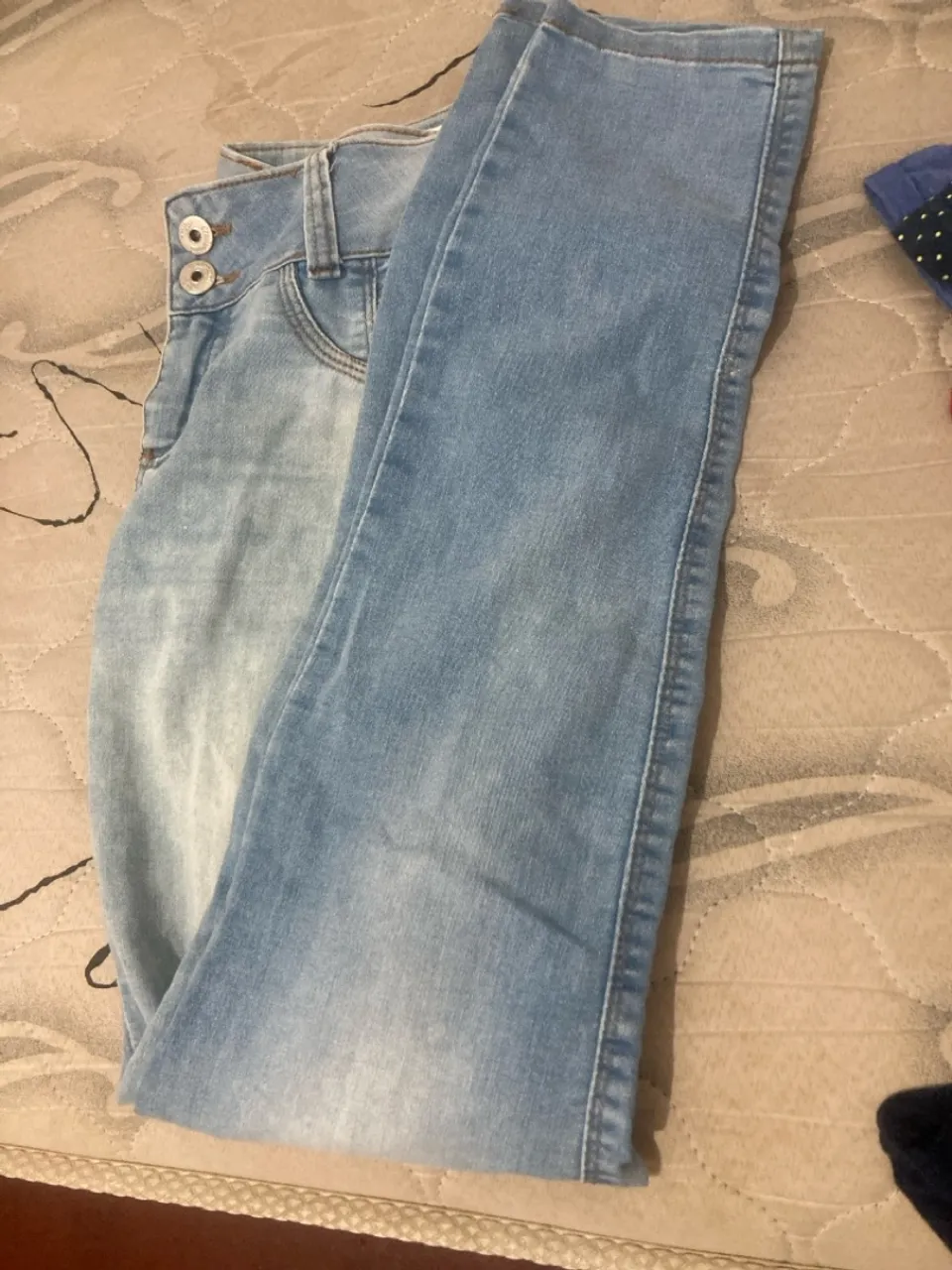 Lote de roupas juvenil