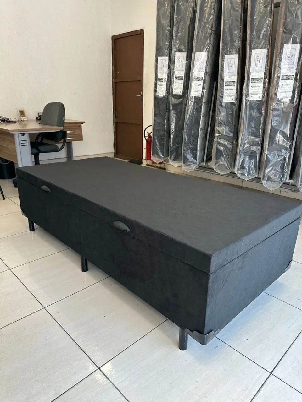 Cama Box Solteiro- BAÚ PARA ECONOMIZAR ESPAÇO - Foto 3