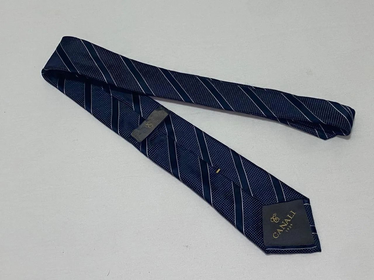Gravata Canali 1934 Azul Listrada Ótimo Estado - Foto 3