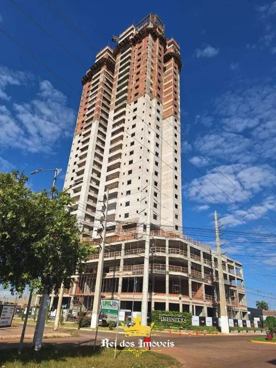 VENDO APARTAMENTO EXCLUSIVO NA AV. JULIO CAMPOS ED. INFINITY