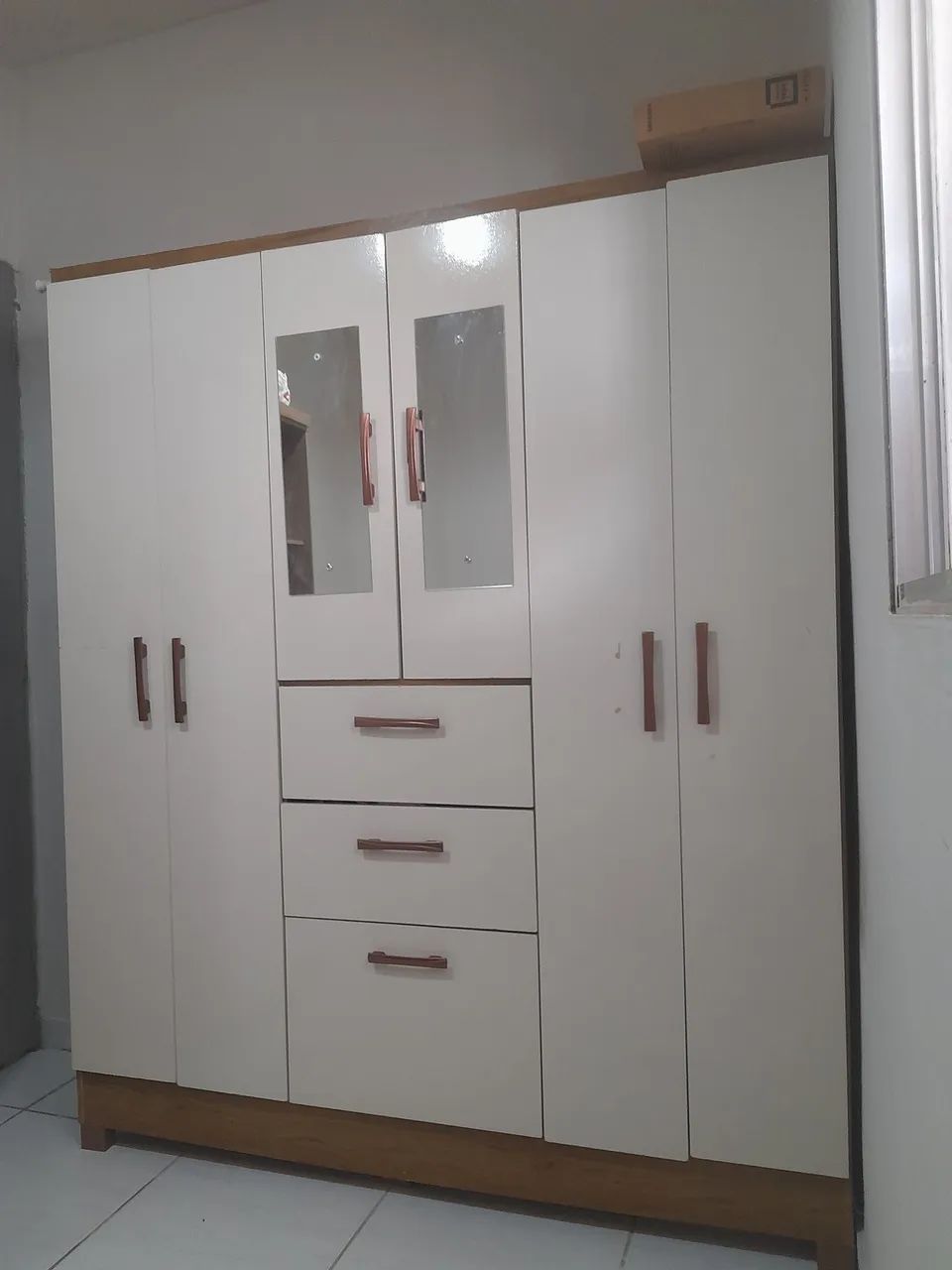 Guarda-Roupa Branco com Espelho - Foto 2