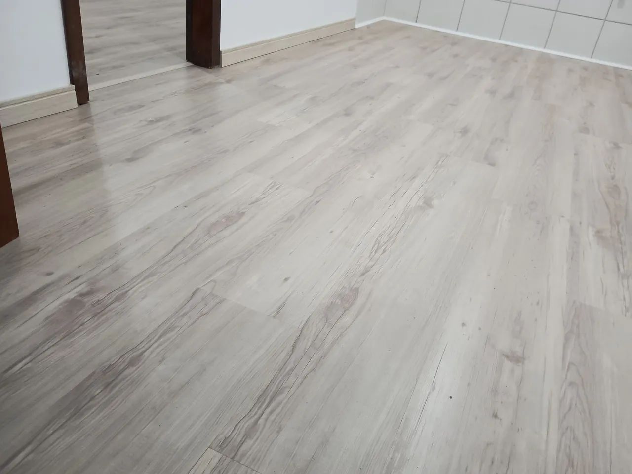 Instalação piso laminado e vinílico  - Foto 4