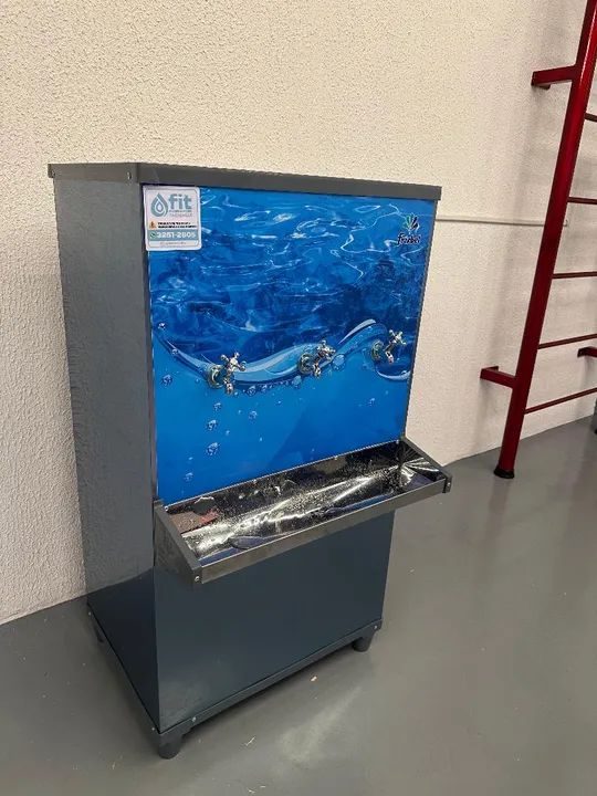 Bebedouro de água gelada - Filtro de água - Frio e Natural