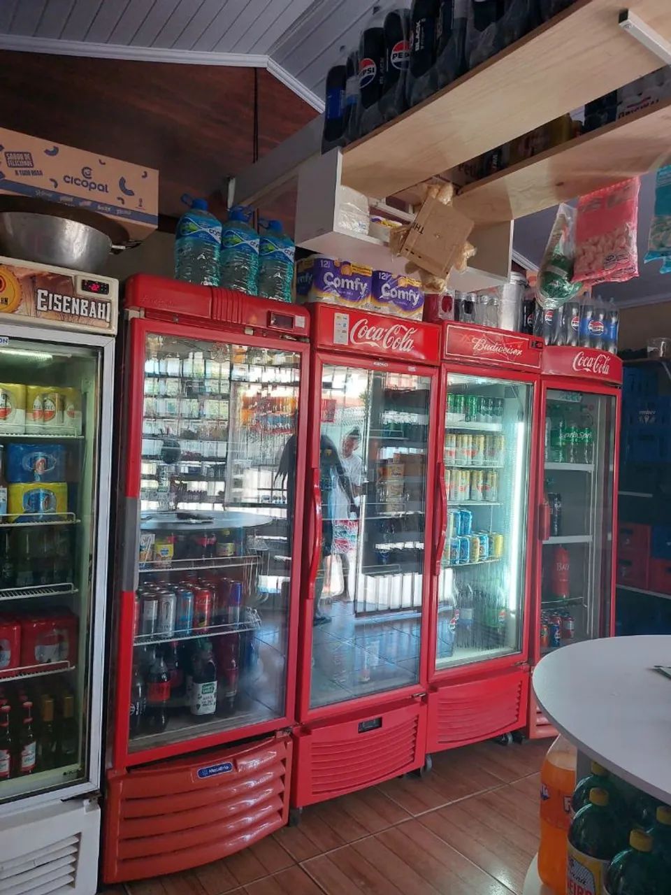 Vende-se Distribuidora e mini mercearia com tudo que tem dentro - Foto 4