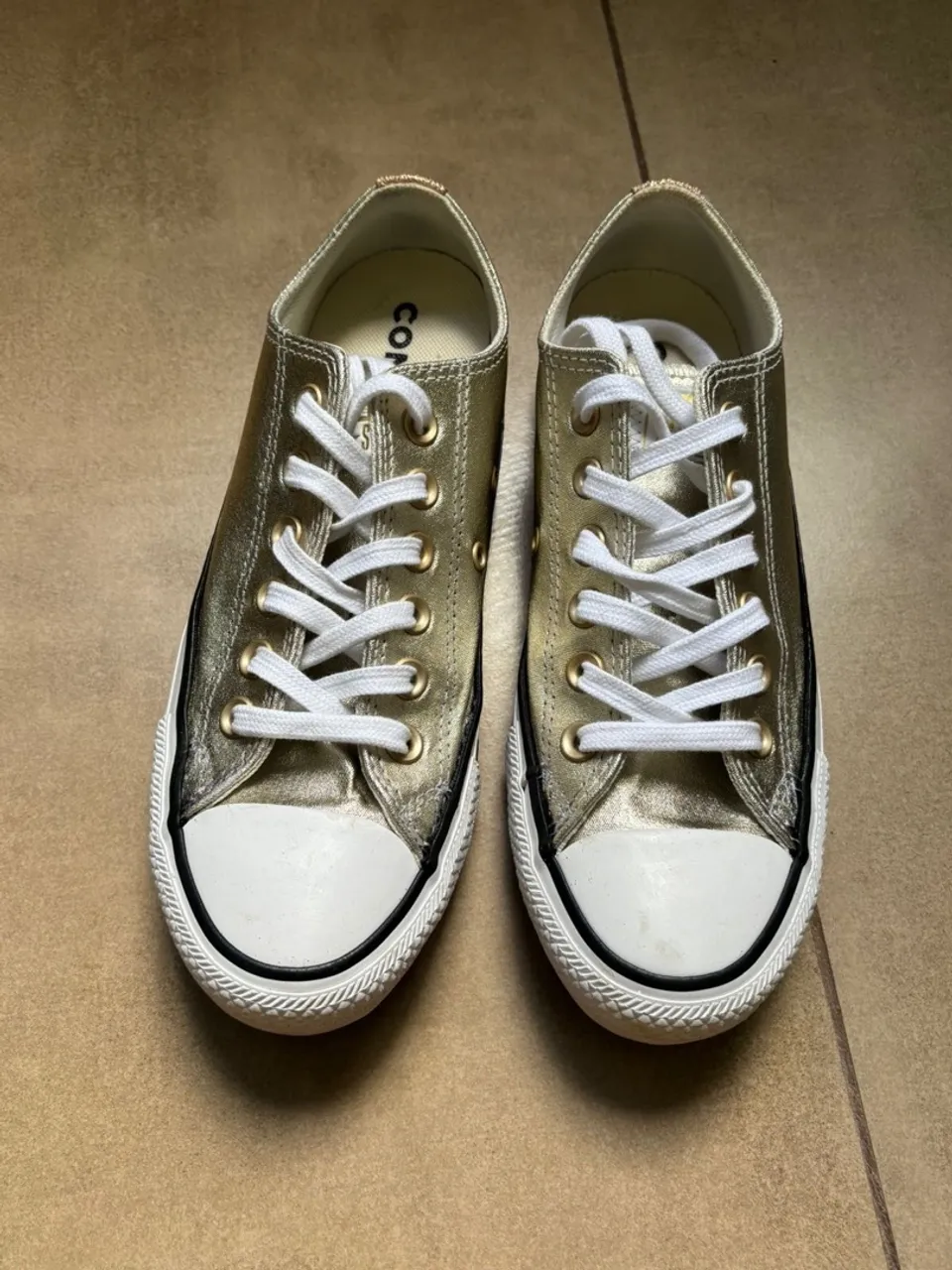 Converse All Star Dourado