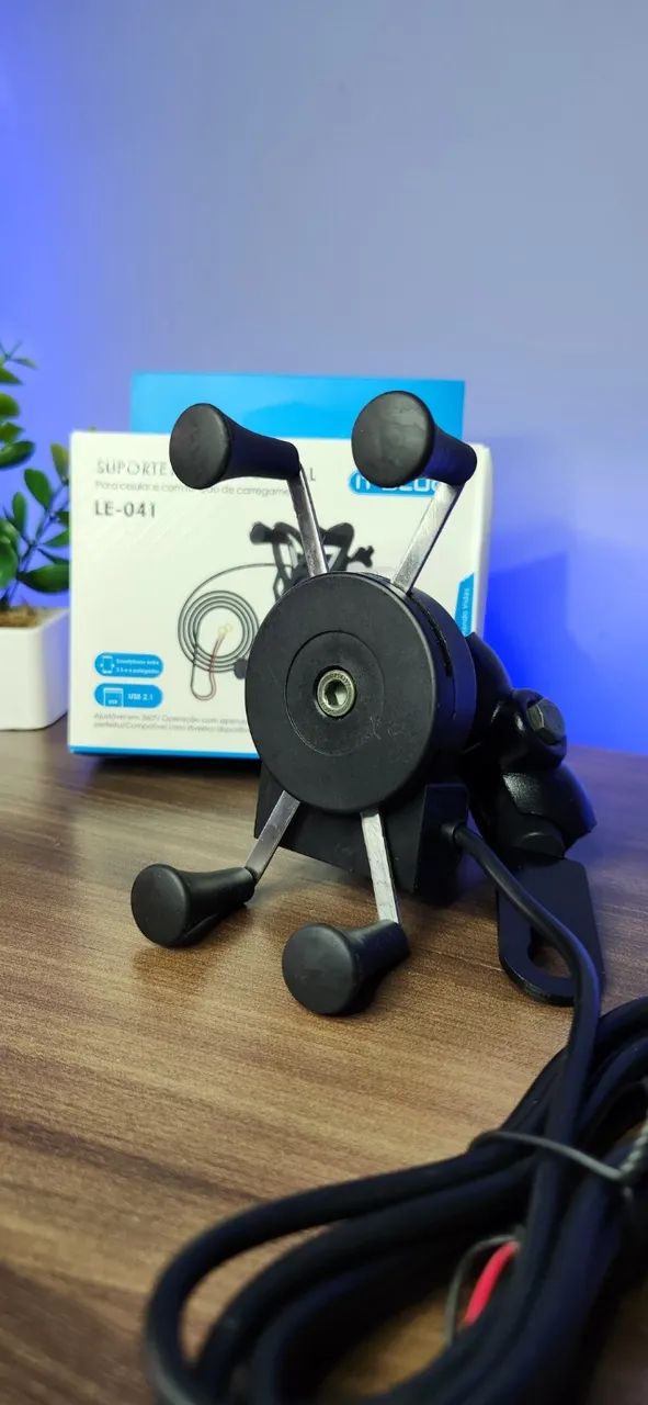 Suporte de Celular com Carregador 2.4a USB Garra para Moto Fixação no Retrovisor ou Parafu