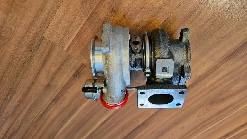 Turbo Holset HE200WG Novo - Foto 3