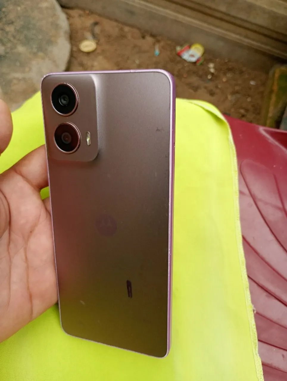 Vendo motog 24 128 GB e 8 de ram todo original
