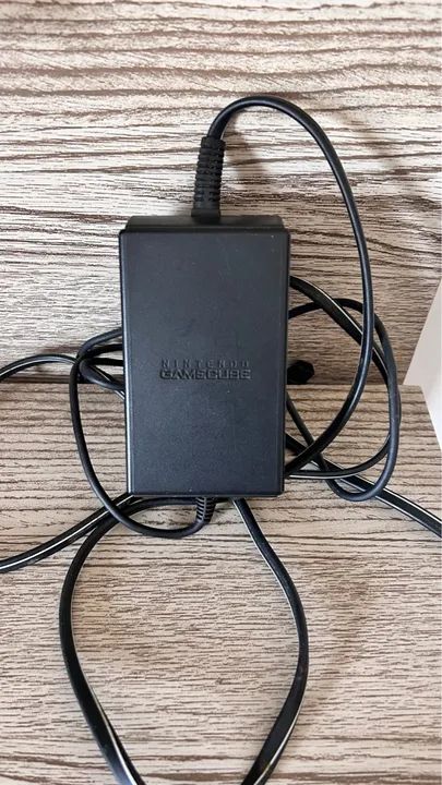 Não funciona - Carregador Original Nintendo GameCube DOL 002 EUA