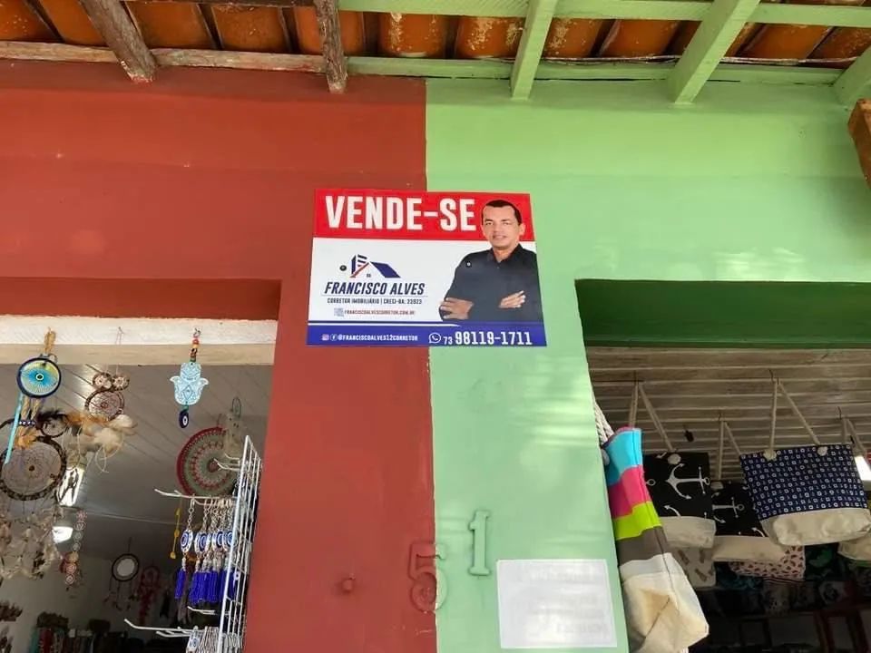 Ponto comercial/Loja/Box para venda possui 322 metros quadrados