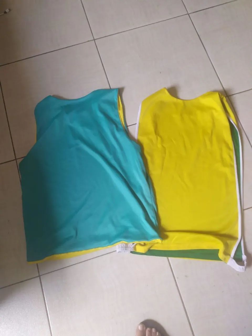 Camisas de Futebol - Azul e Amarela