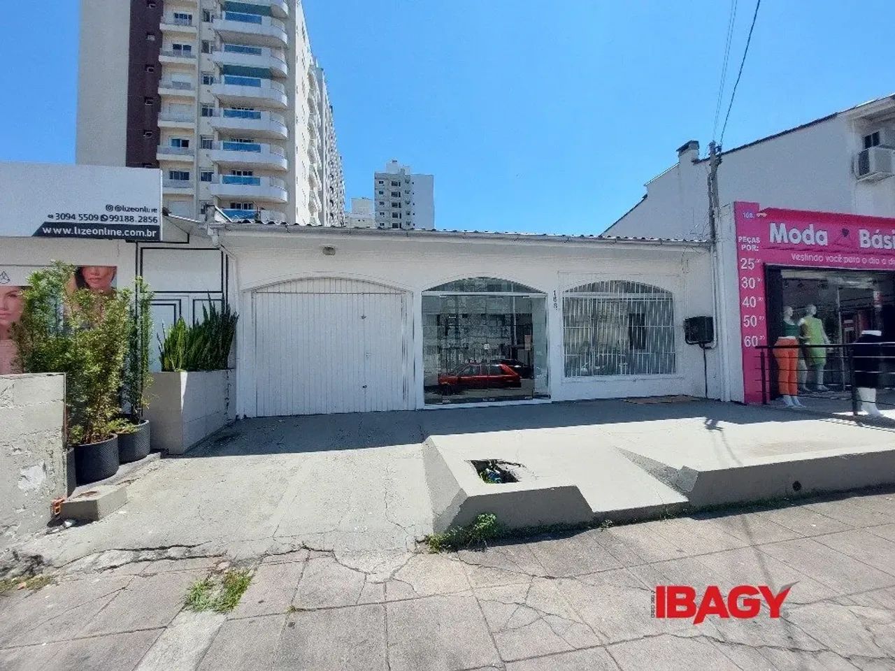 Oportunidade! Casa em Kobrasol - São José